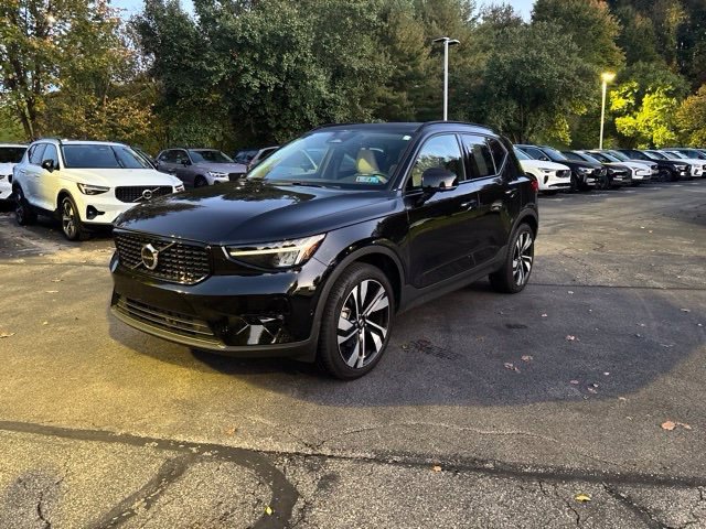 Used 2023 Volvo XC40 B5 Plus w/ Protection Package Premier