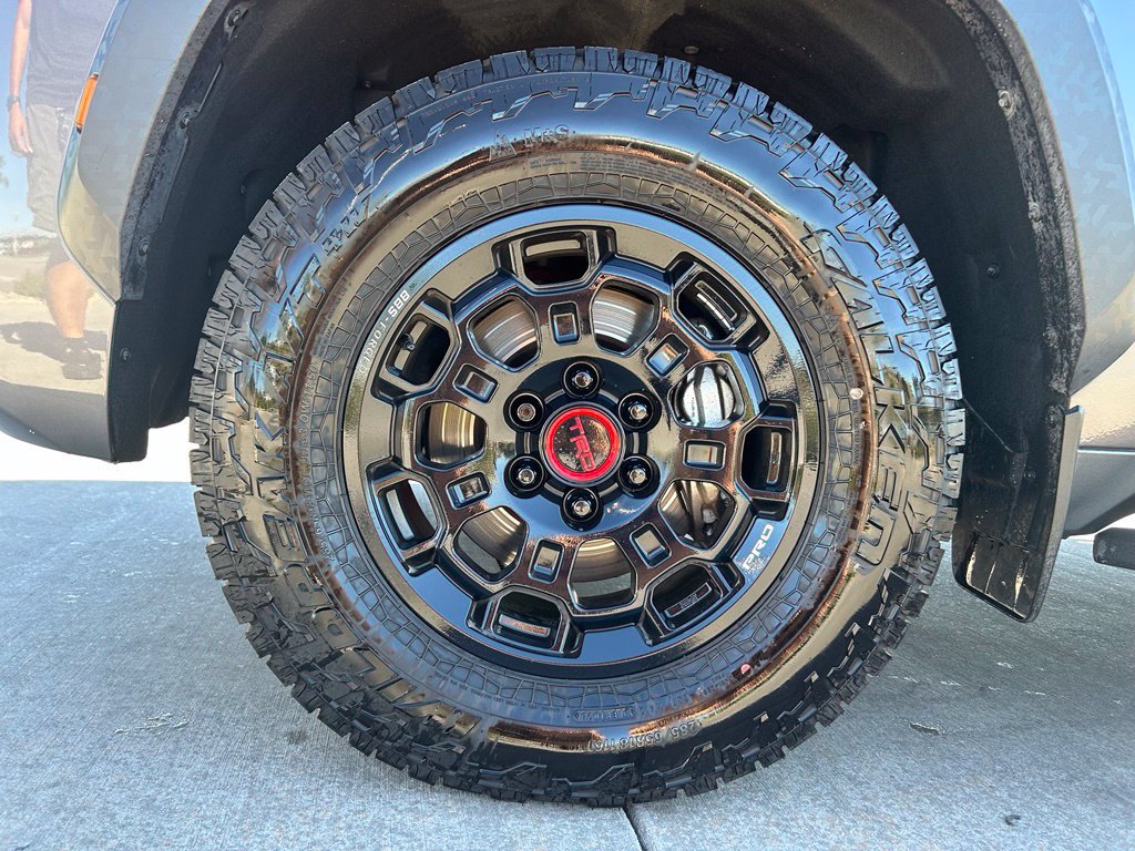 Used 2025 Toyota Sequoia TRD Pro AWD/4WD image 33