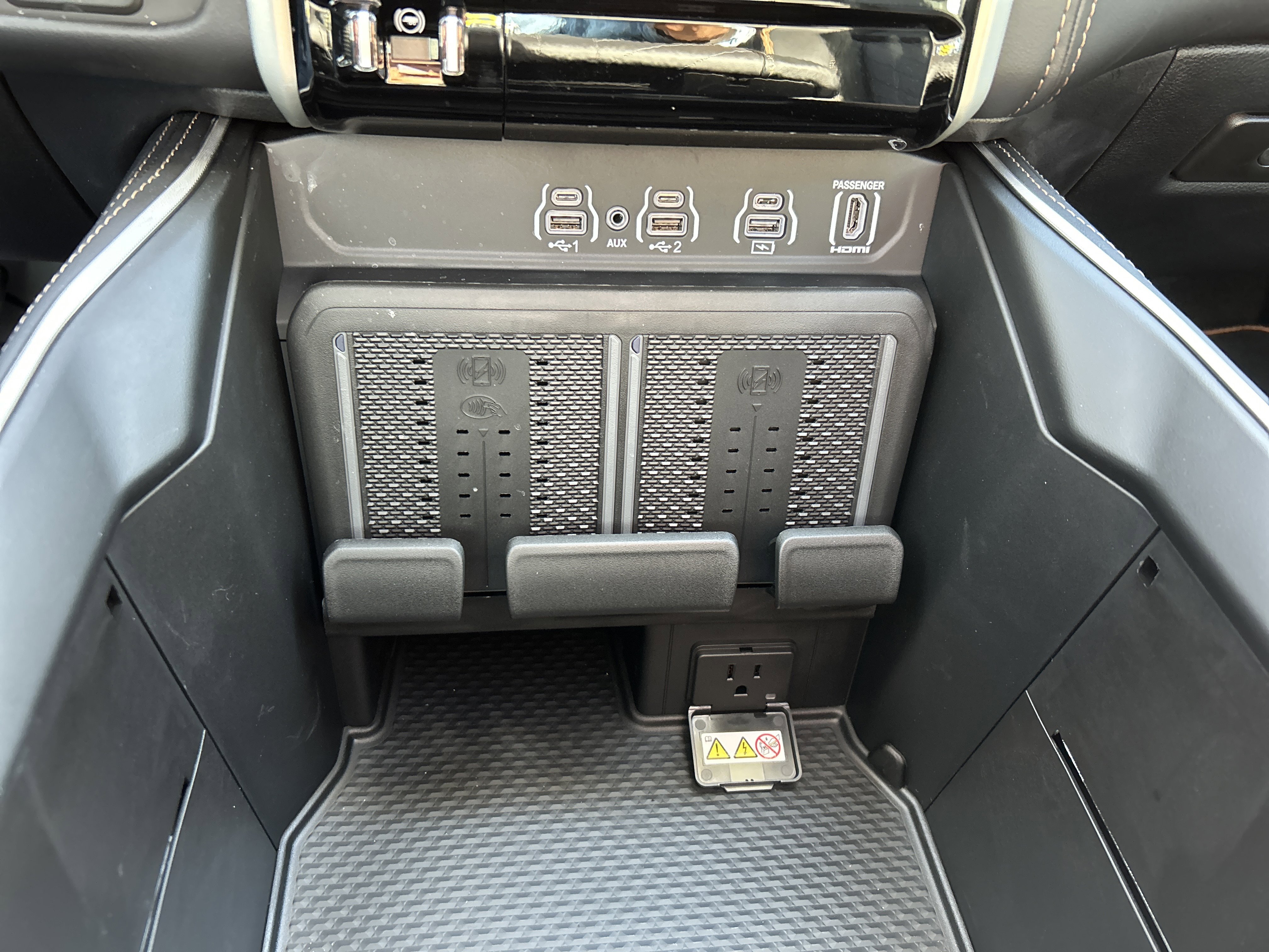 New 2026 RAM 1500 Tungsten image 24