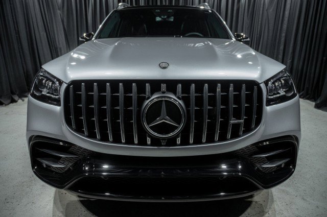 New 2025 Mercedes-Benz GLS 63 AMG 4MATIC image 2