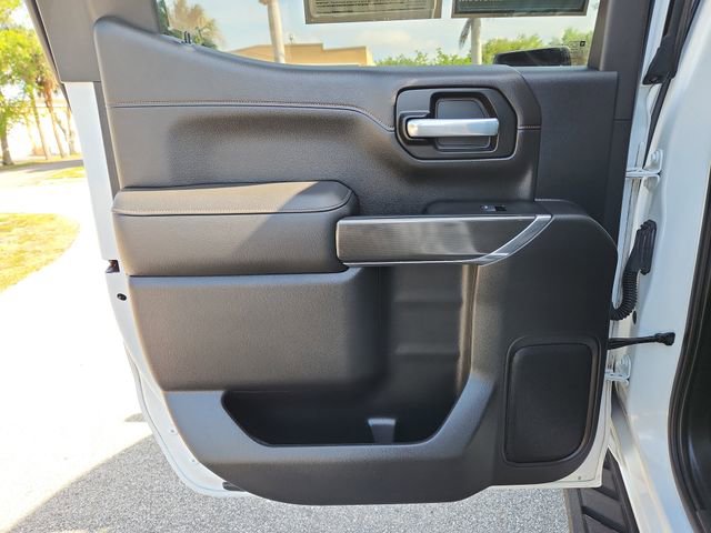 Certified 2021 GMC Sierra 1500 AT4 w/ AT4 Premium Package AWD/4WD image 9