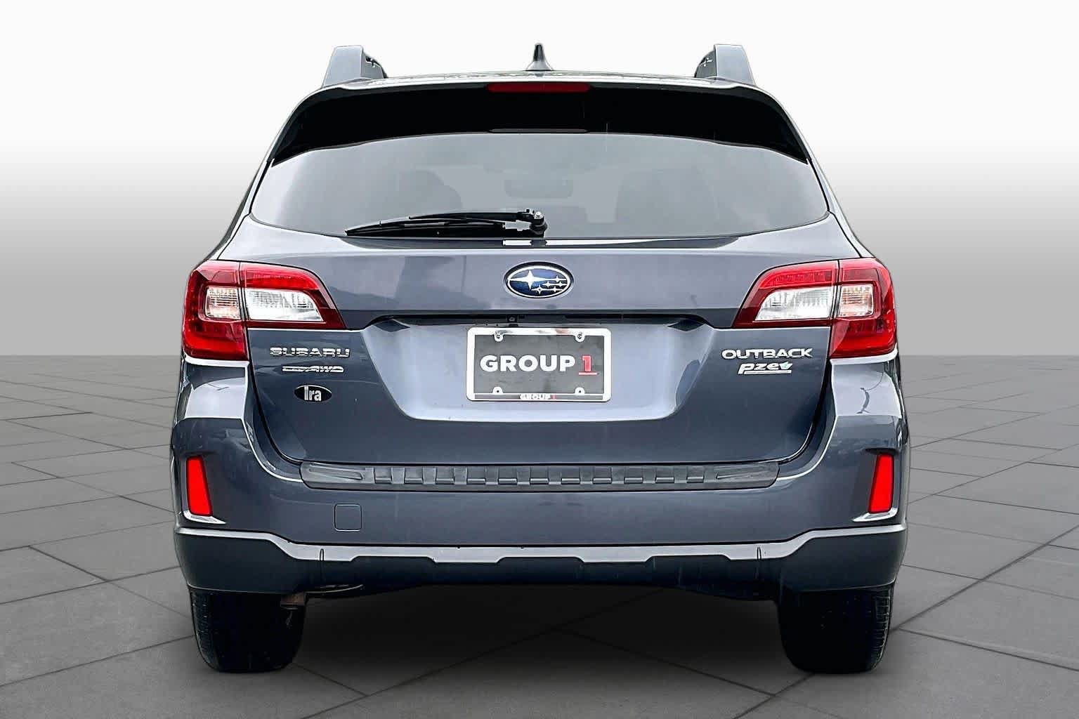Used 2017 Subaru Outback 2.5i Premium AWD/4WD image 5