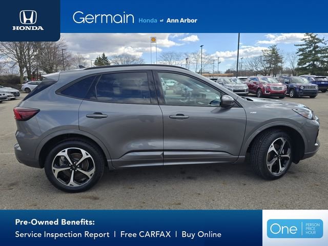 Used 2023 Ford Escape ST-Line Elite w/ Premium Technology Package image 19
