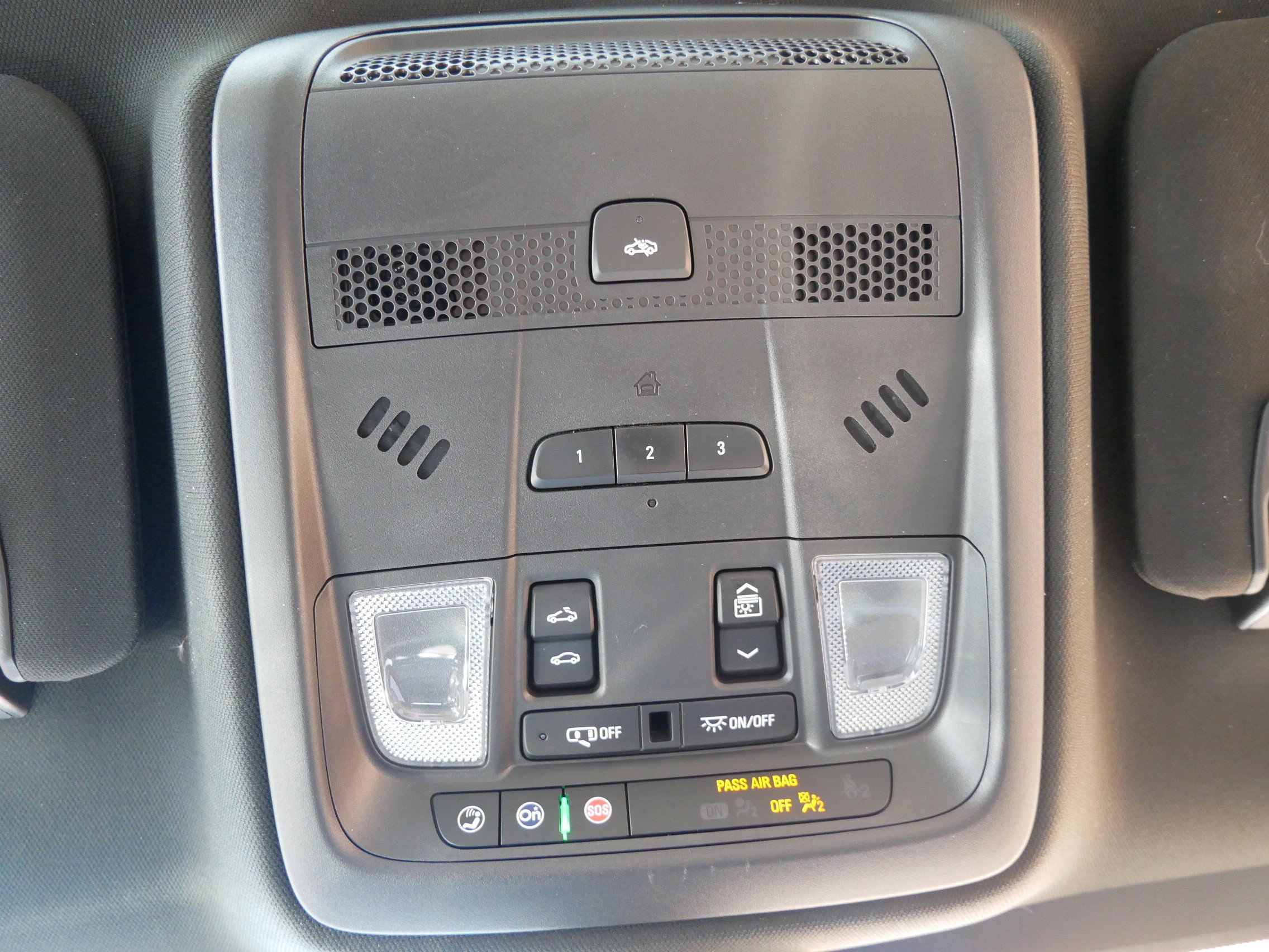 Certified 2023 Cadillac XT5 Sportv w/ LPO, Floor Liner Package image 23