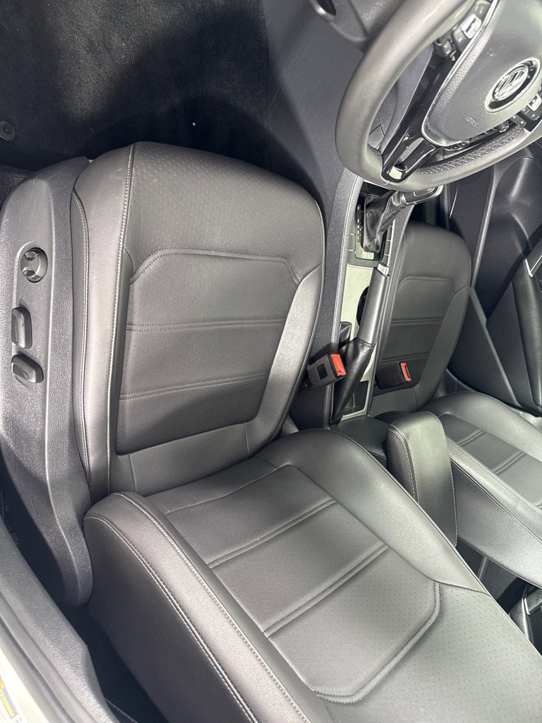 Used 2021 Volkswagen Passat 2.0T SE image 14