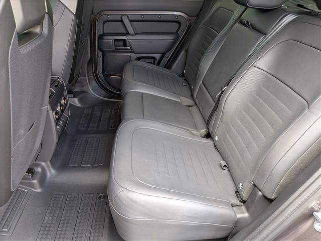 Certified 2025 Land Rover Defender 110 image 20