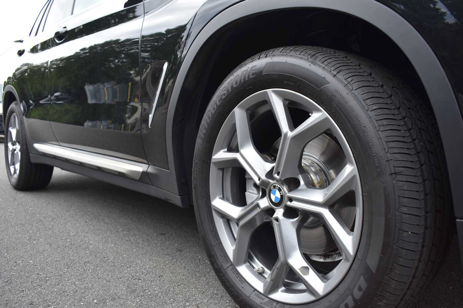 Used 2024 BMW X3 xDrive30i w/ Premium Package AWD/4WD image 12