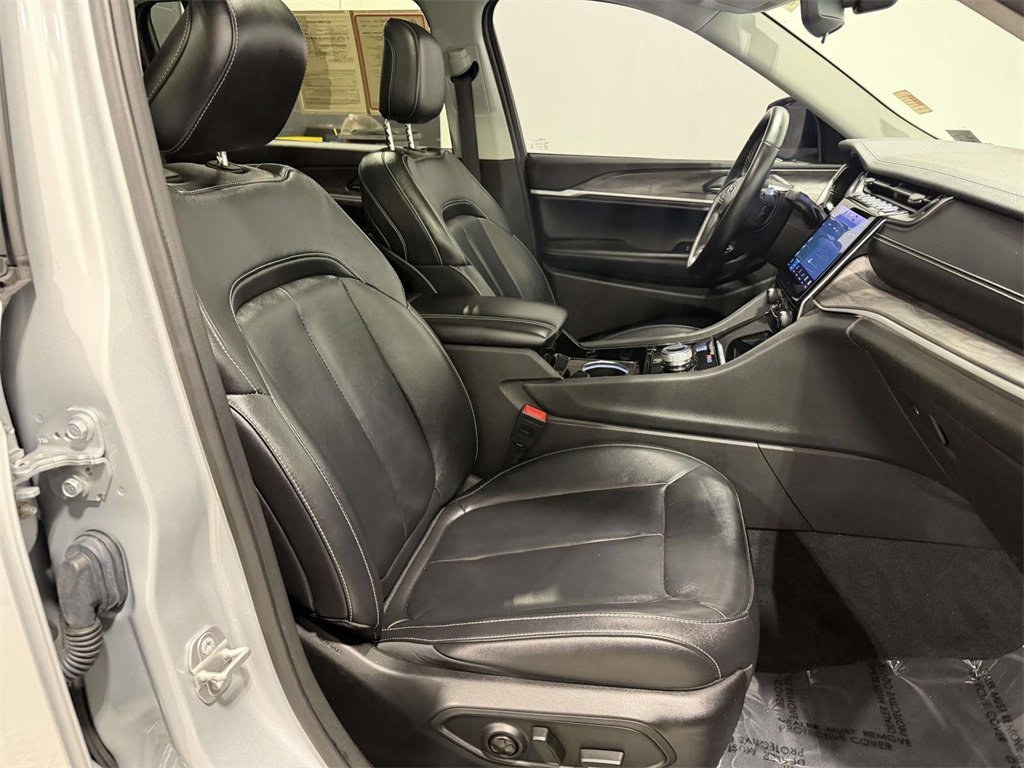 Certified 2022 Jeep Grand Cherokee L Limited image 10