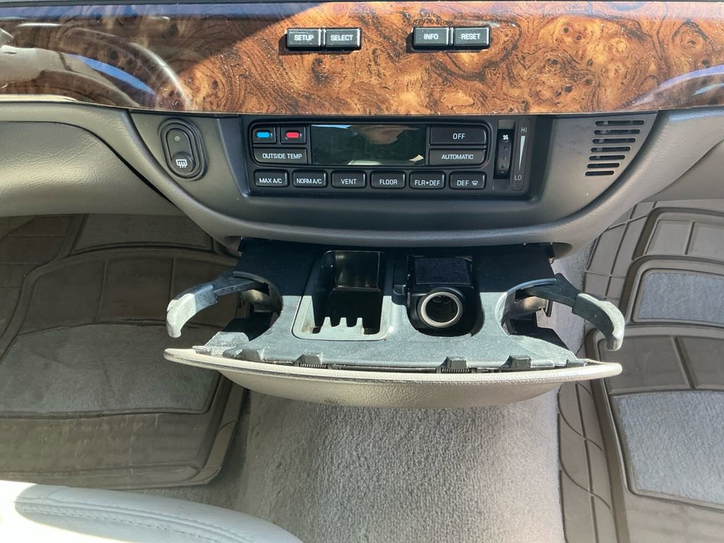 Used 2010 Mercury Grand Marquis LS image 18