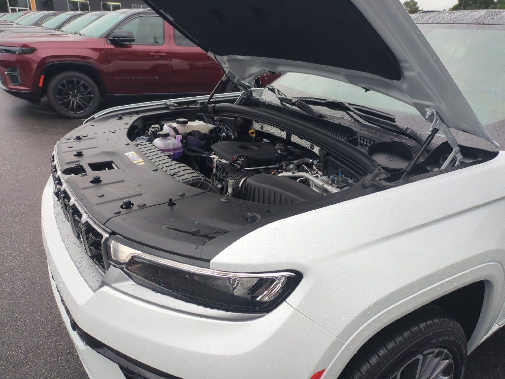 New 2027 Jeep Grand Cherokee L Summit AWD/4WD image 38