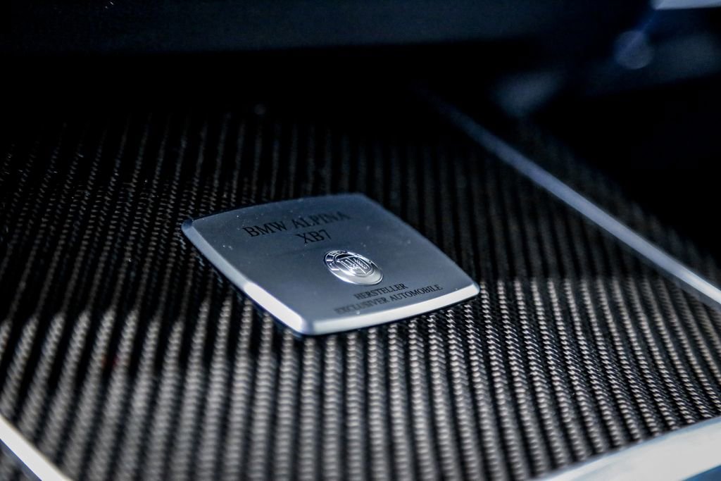 New 2026 BMW ALPINA XB7 image 19
