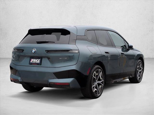 Used 2024 BMW iX xDrive50 w/ Premium Package image 5