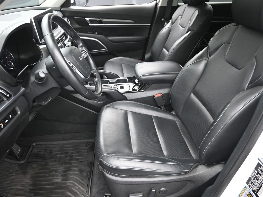 Used 2022 Kia Telluride S image 14