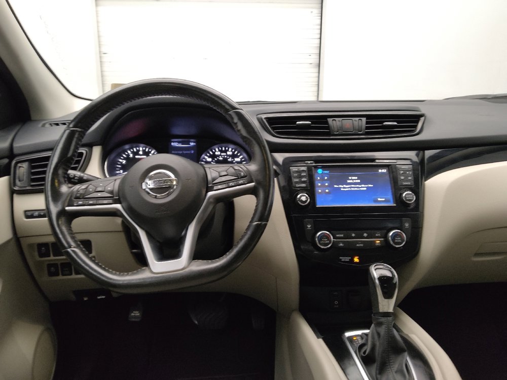 Used 2018 Nissan Rogue Sport SV w/ SV Technology Package image 22