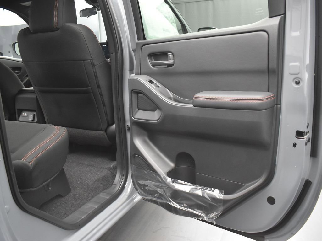 New 2026 Nissan Frontier PRO-4X w/ Pro-4x Convenience Package image 20