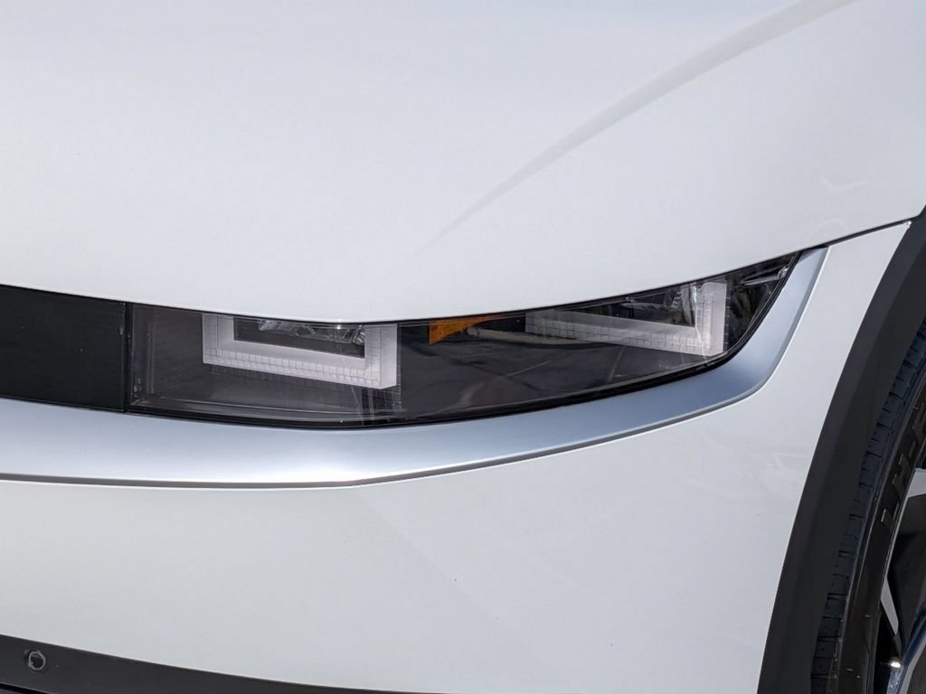 Certified 2024 Hyundai Ioniq 5 SEL RWD image 9