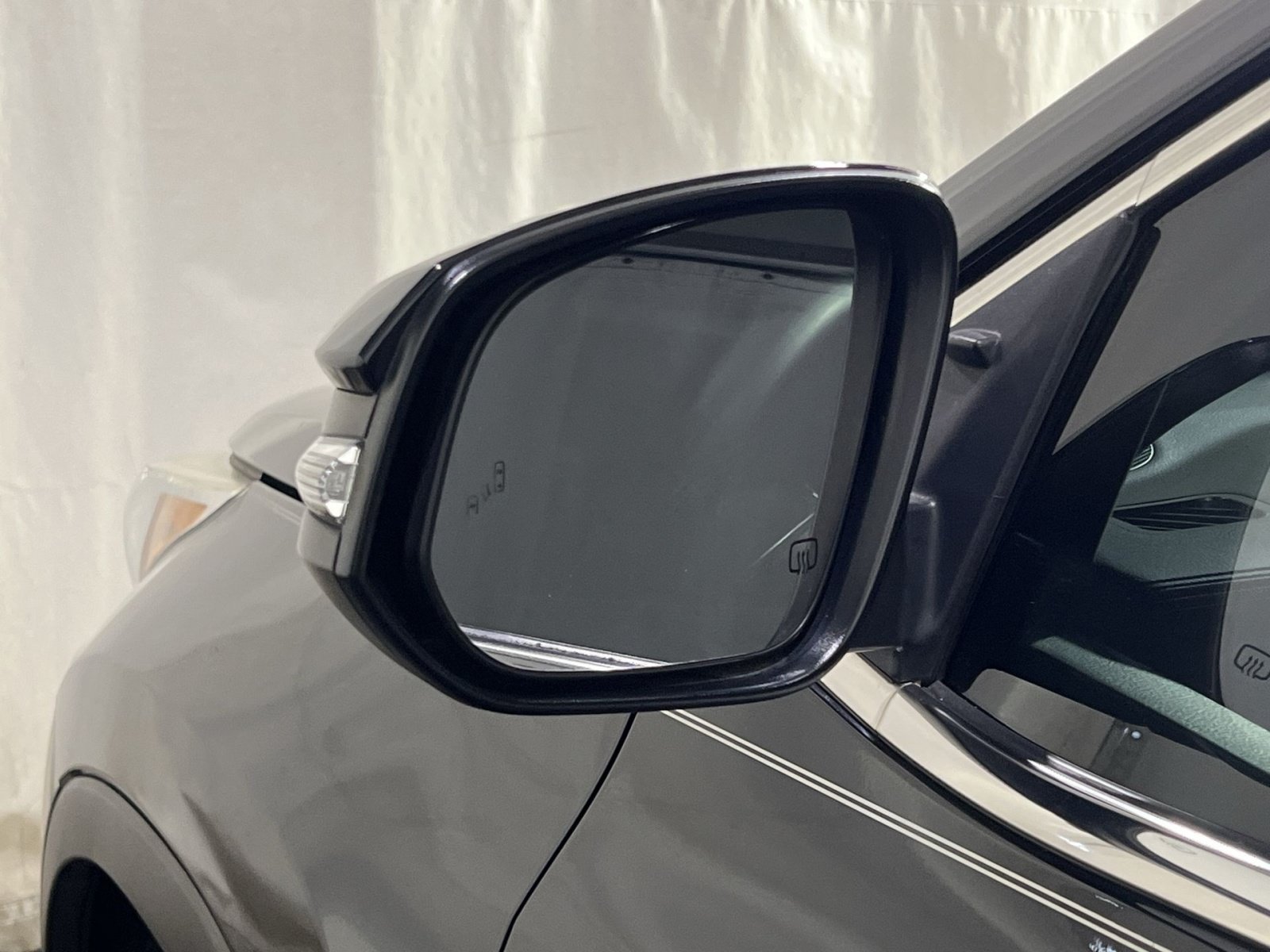 Used 2019 Toyota Highlander XLE AWD/4WD image 15