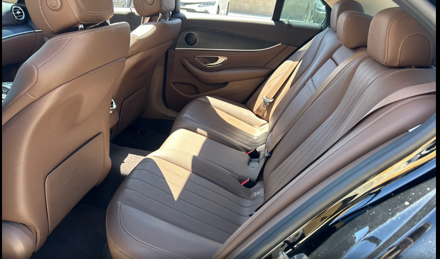 Used 2019 Mercedes-Benz E 300 image 6