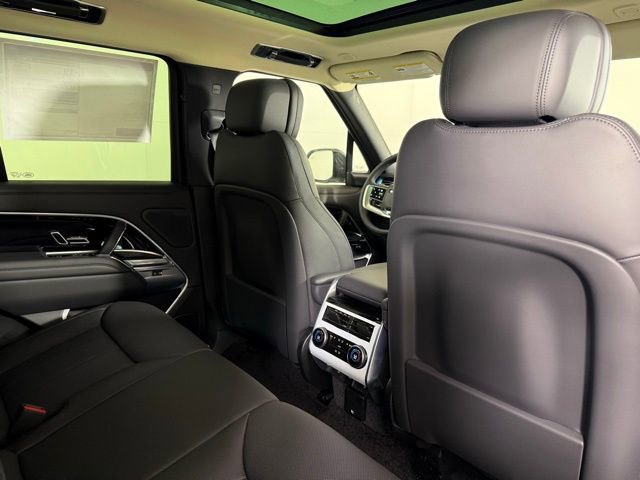 New 2025 Land Rover Range Rover SE image 35
