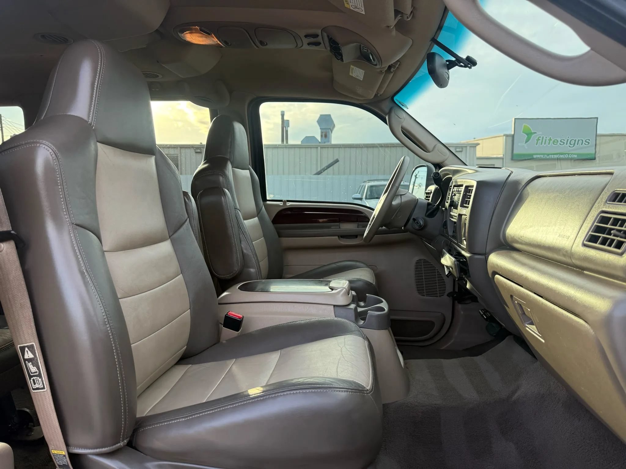 Used 2003 Ford Excursion Eddie Bauer AWD/4WD image 10
