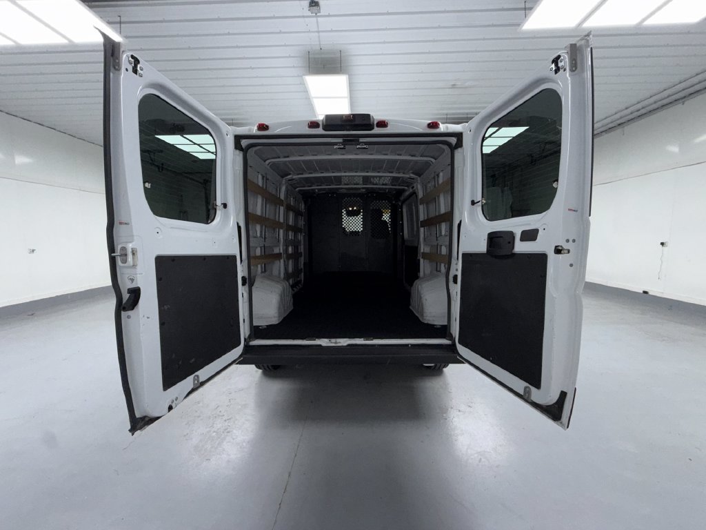 Used 2025 RAM ProMaster 2500 w/ U-Haul Equipment Group FWD image 19