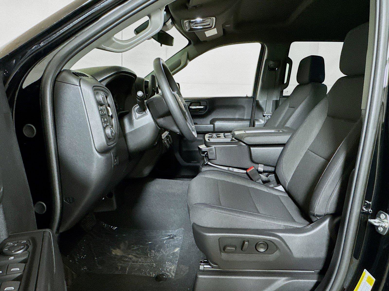 New 2026 Chevrolet Silverado 1500 Custom w/ Turbomax Blackout Package AWD/4WD image 12