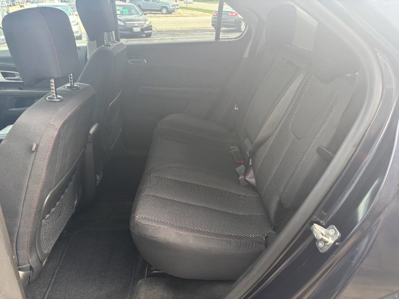 Used 2015 Chevrolet Equinox LT image 11