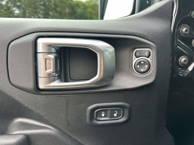 Certified 2022 Jeep Wrangler Unlimited Sport AWD/4WD image 15