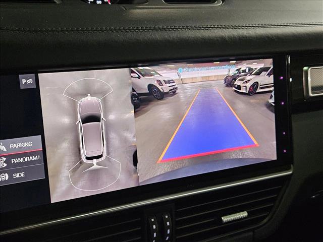 Used 2019 Porsche Cayenne Turbo image 14