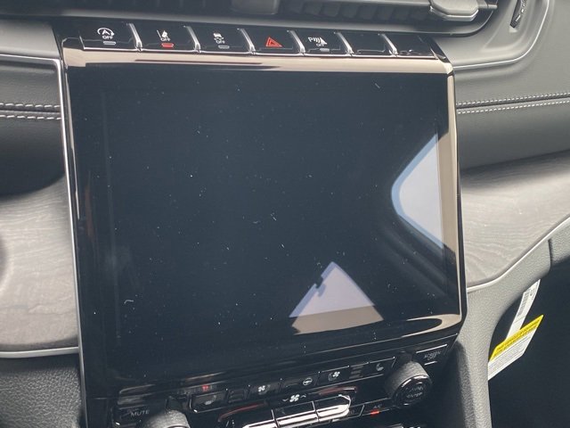 New 2025 Jeep Grand Cherokee Limited image 41