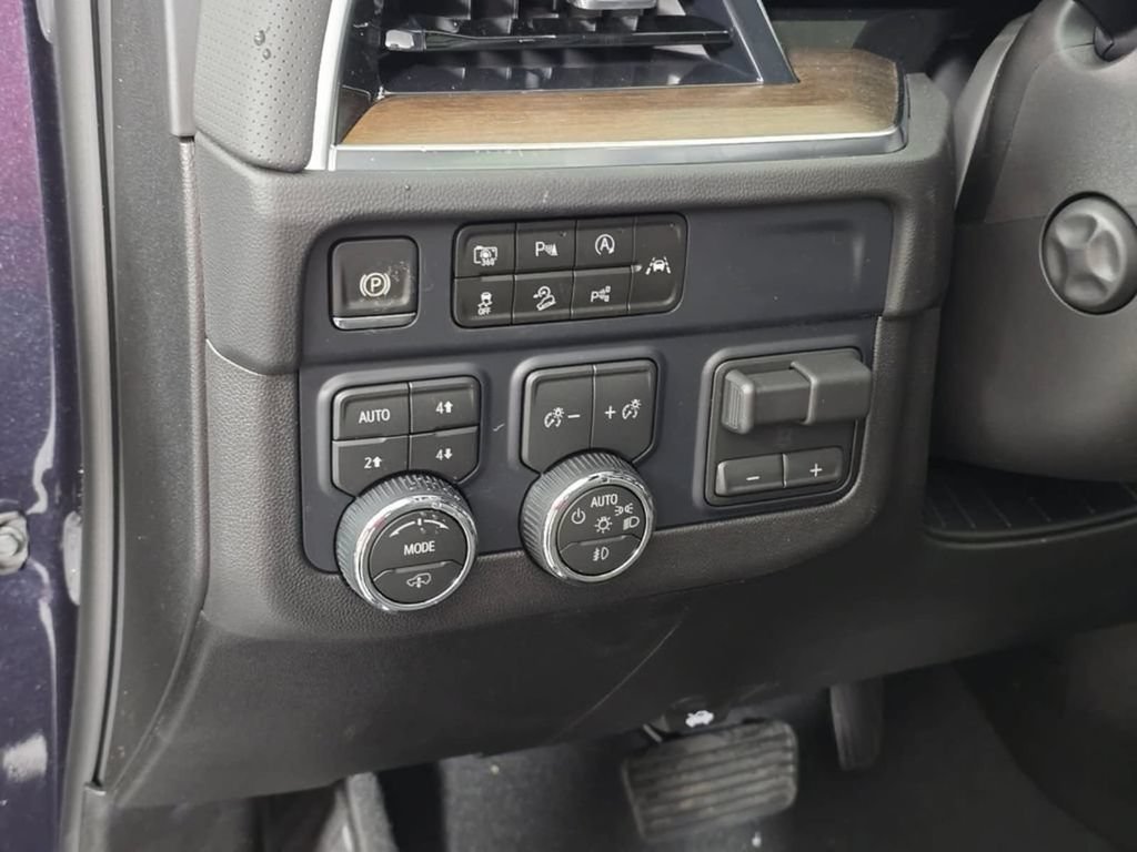 New 2026 Chevrolet Tahoe High Country AWD/4WD image 27