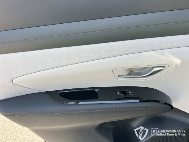 New 2026 Hyundai Tucson Limited AWD/4WD image 18