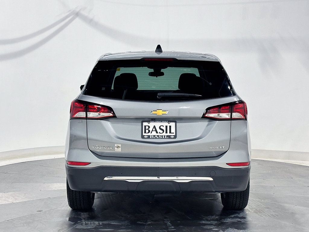 Used 2024 Chevrolet Equinox LT AWD/4WD image 12
