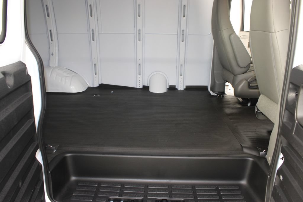 New 2026 Chevrolet Express 2500 RWD image 14