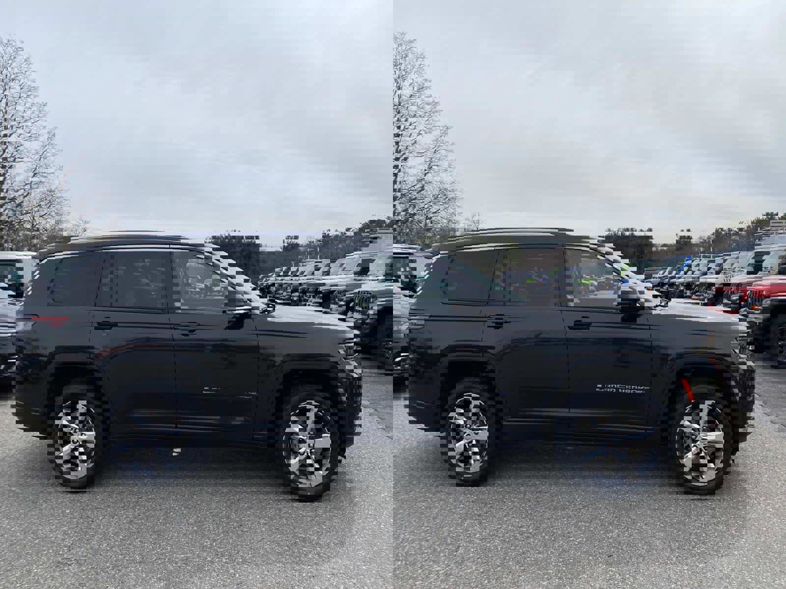 Certified 2022 Jeep Grand Cherokee L Limited image 2