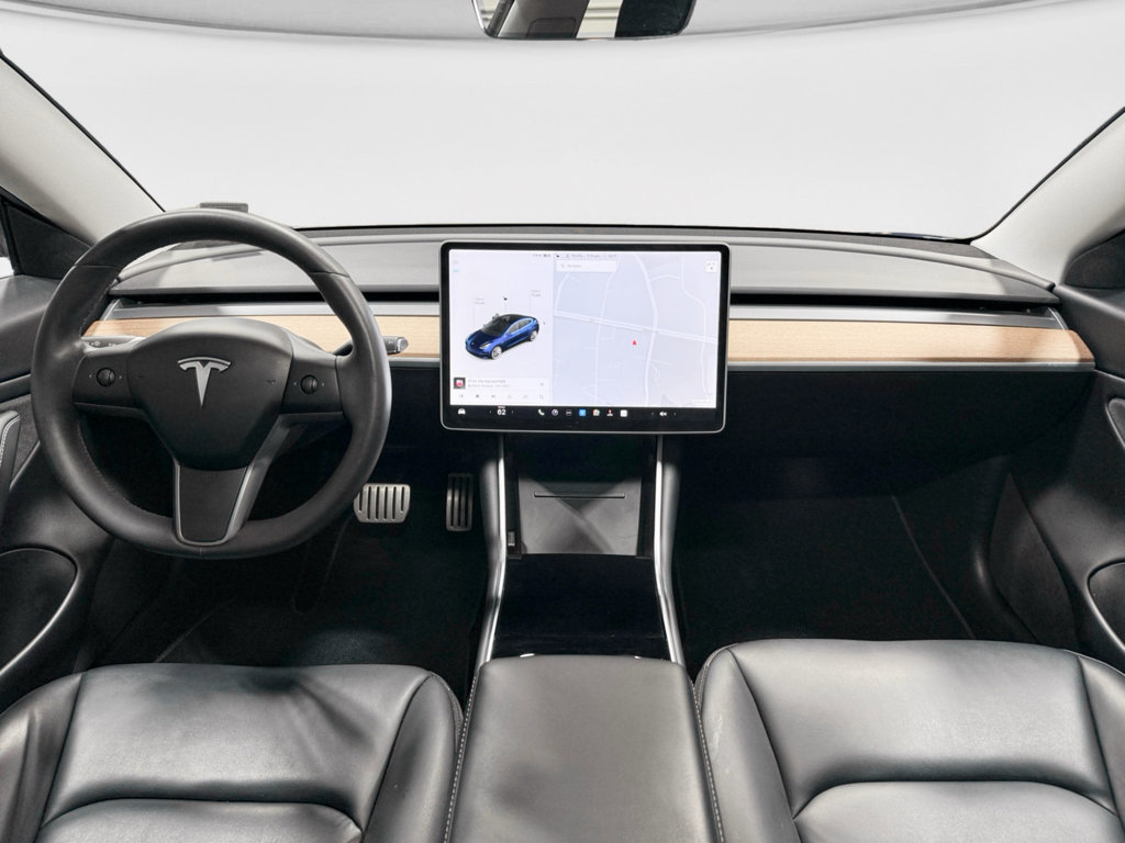 Used 2020 Tesla Model 3 Performance image 15