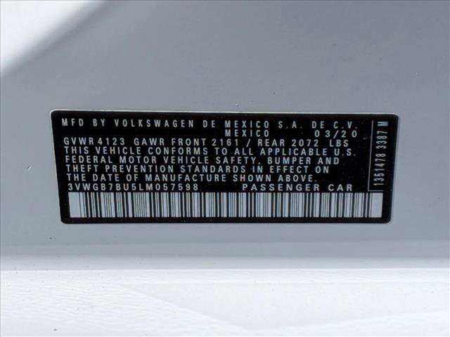 Used 2020 Volkswagen Jetta SEL Premium image 26