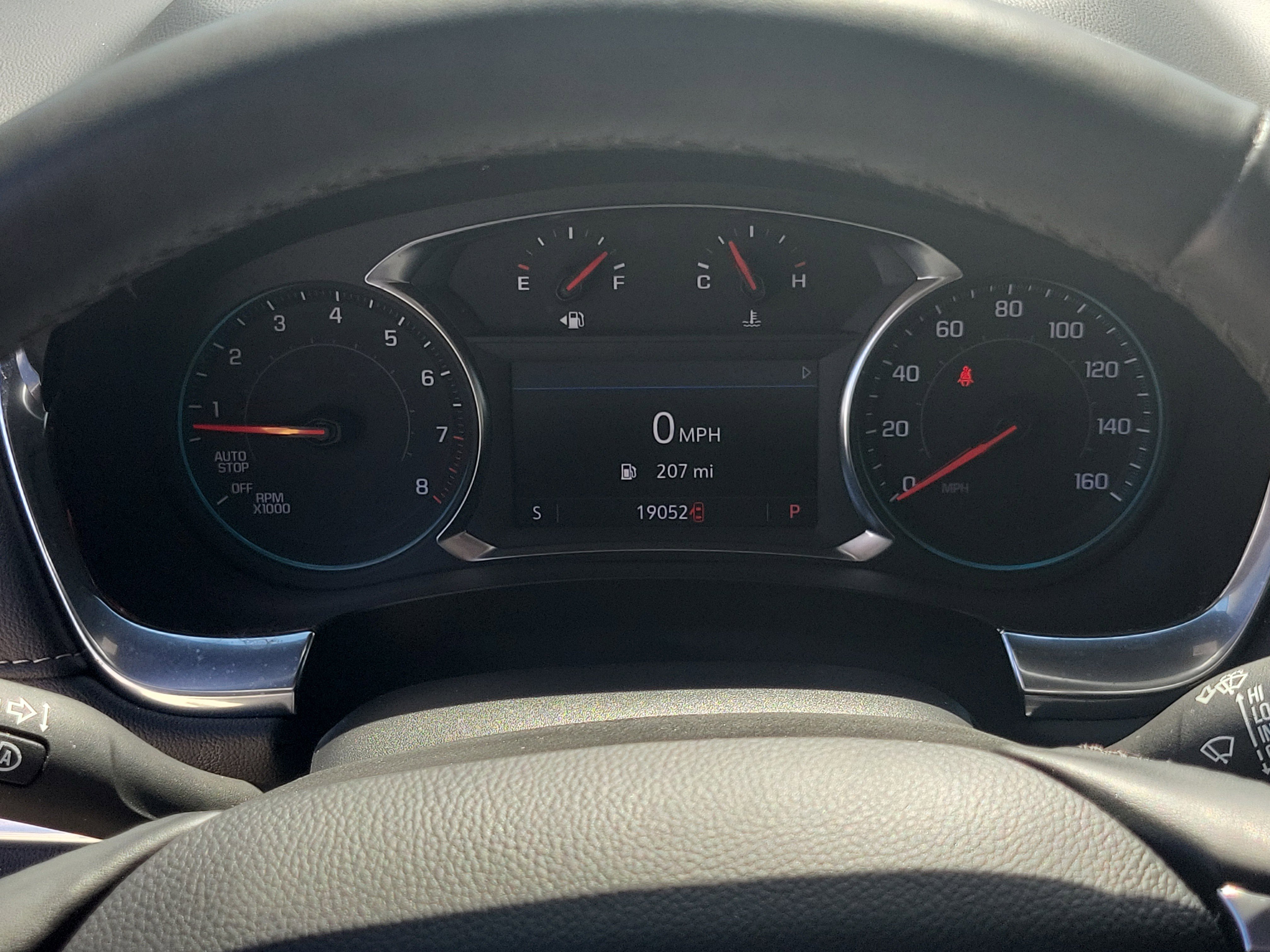 Used 2023 Chevrolet Traverse LT image 30