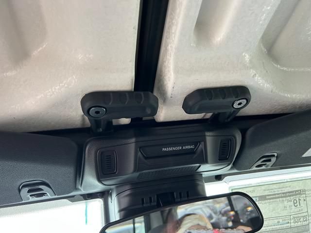 New 2025 Jeep Gladiator Sport AWD/4WD image 25