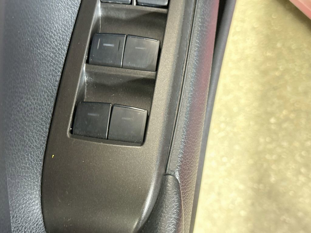 Certified 2023 Toyota Camry SE FWD image 18