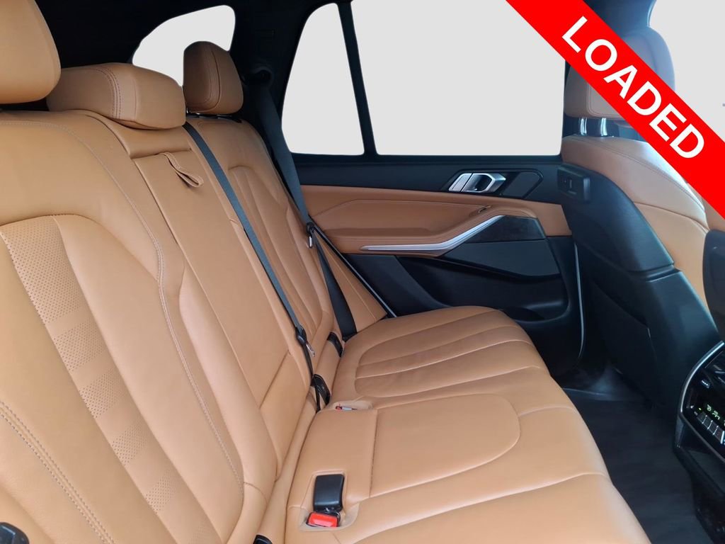 Used 2021 BMW X5 xDrive40i w/ Premium Package image 12
