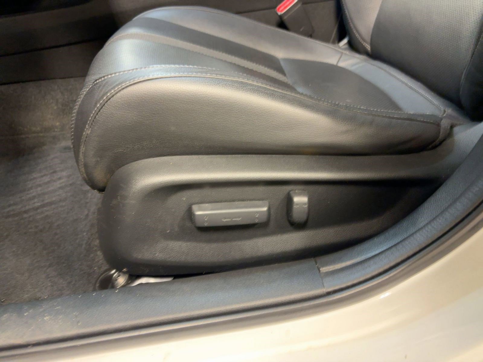 Used 2021 Honda Civic Touring image 13