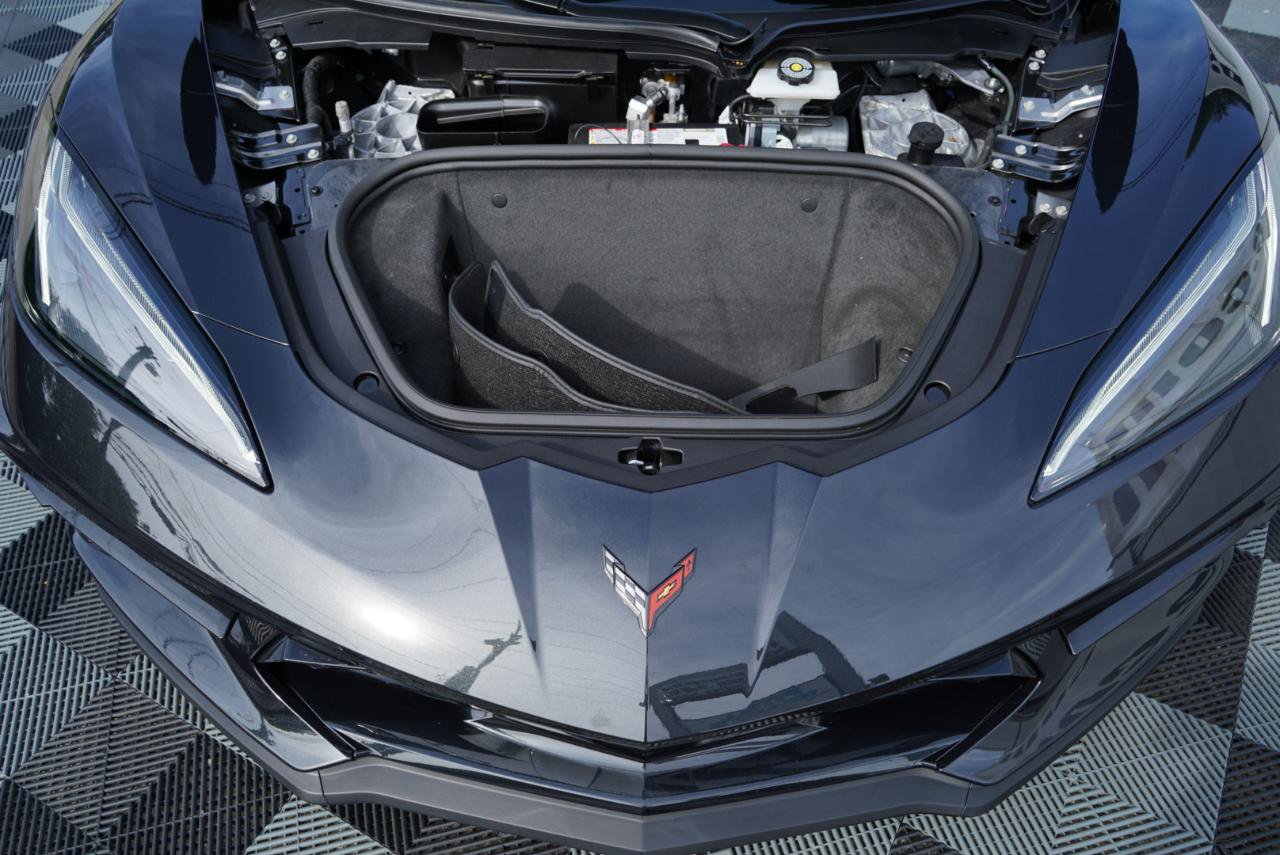 Used 2024 Chevrolet Corvette Stingray Preferred Cpe w/ Z51 Performance Package RWD image 76