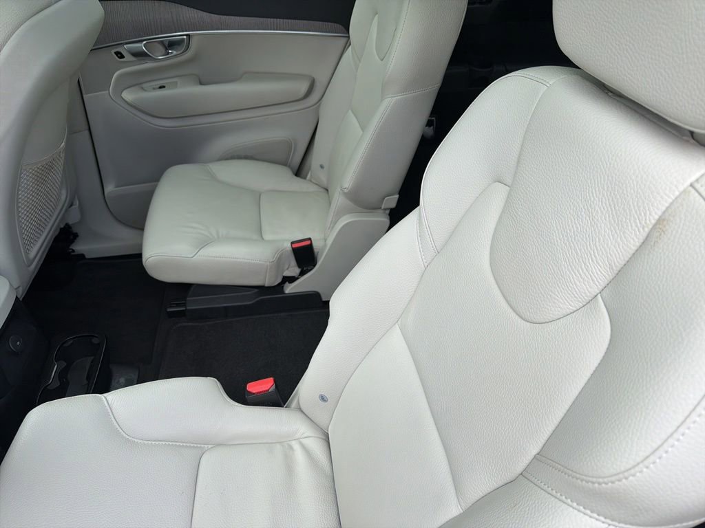 Used 2024 Volvo XC90 T8 Plus image 11