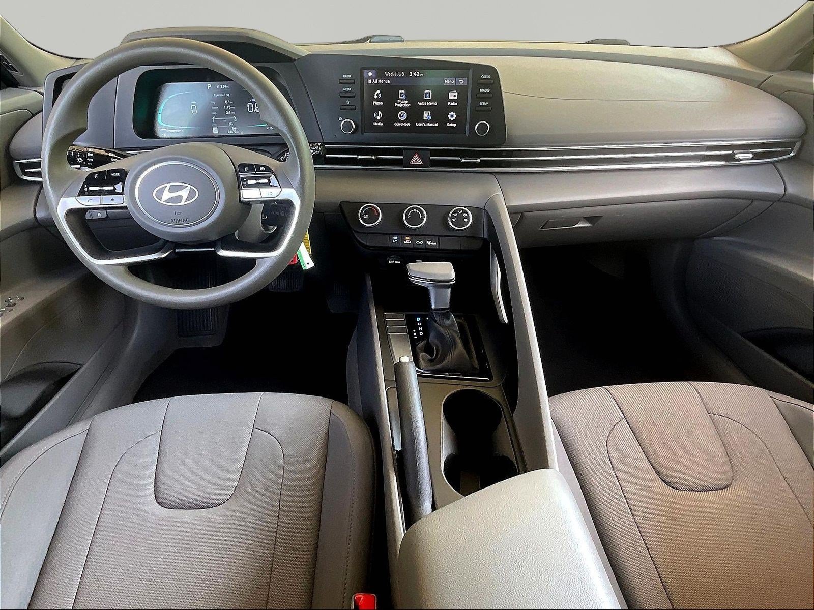 Used 2024 Hyundai Elantra SE FWD image 7