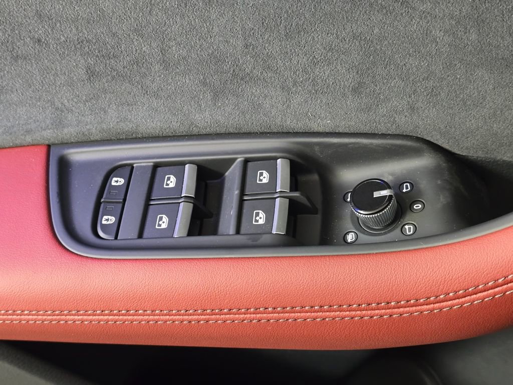 New 2026 Audi SQ8 Prestige AWD/4WD image 16