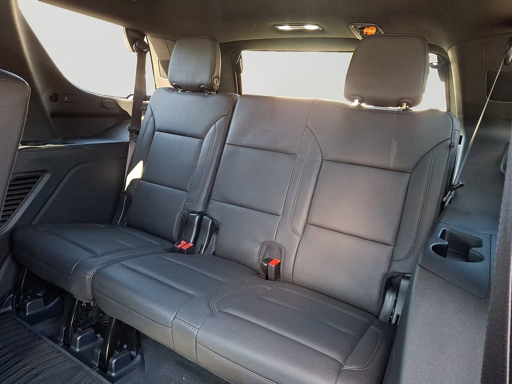 Used 2023 Chevrolet Tahoe LT w/ Luxury Package AWD/4WD image 11