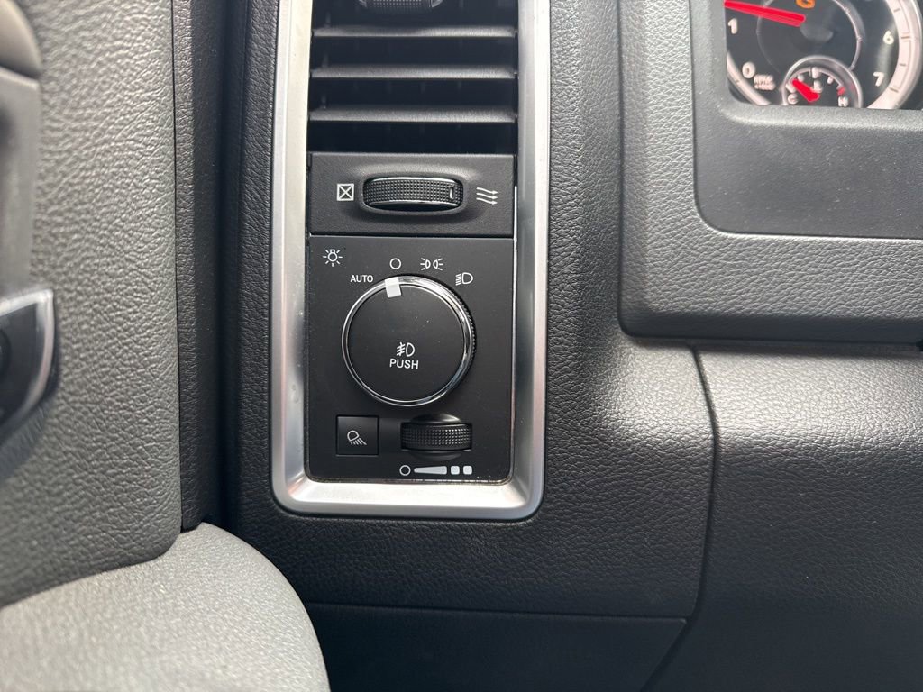 Used 2015 RAM 1500 Big Horn image 17