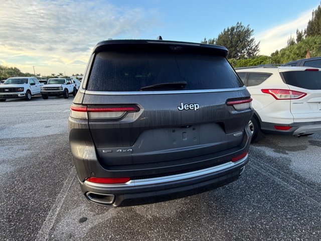 Used 2022 Jeep Grand Cherokee L Summit AWD/4WD image 9