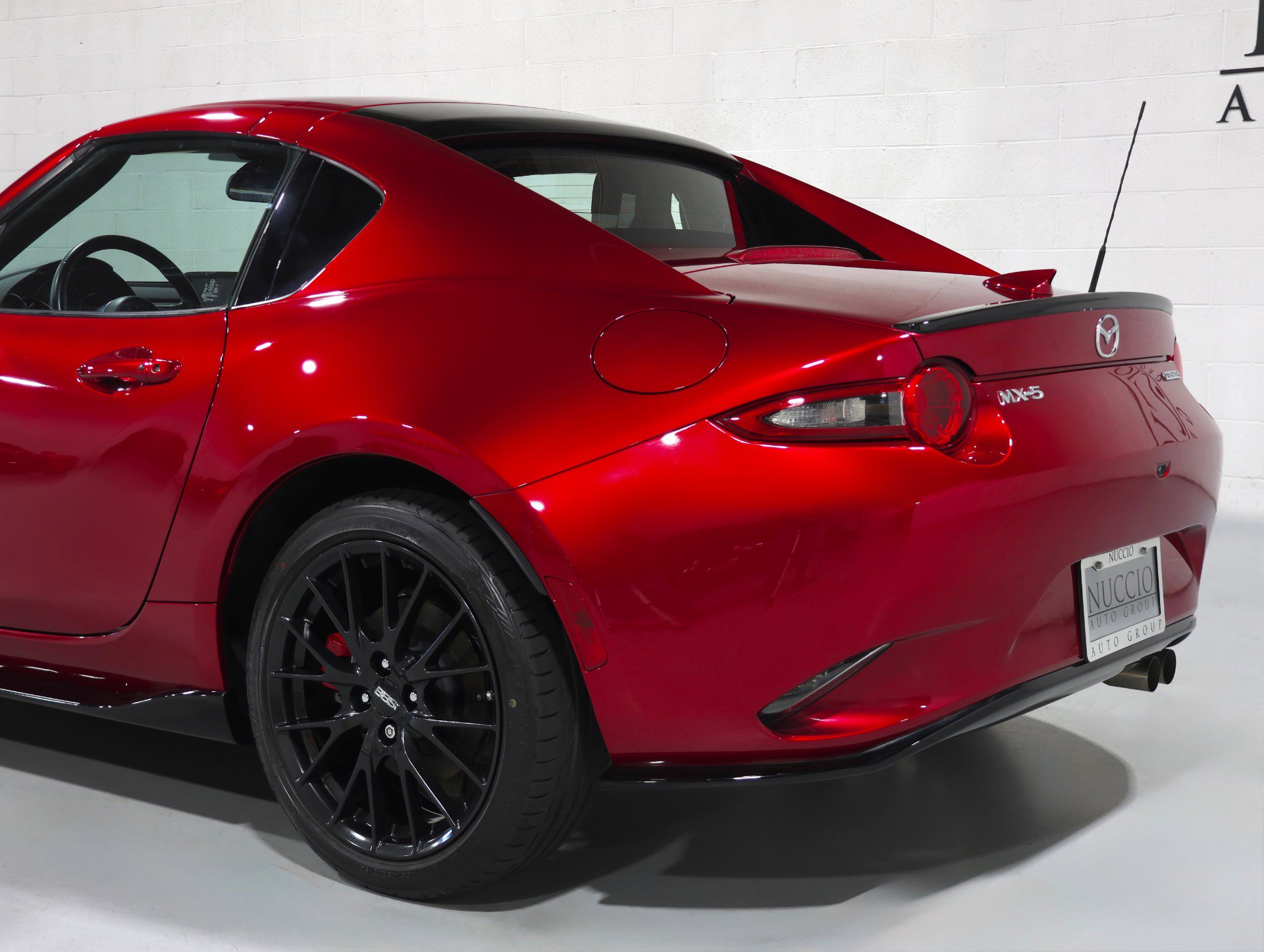 Used 2020 MAZDA MX-5 Miata RF Club w/ Brembo/BBS Recaro Package image 36